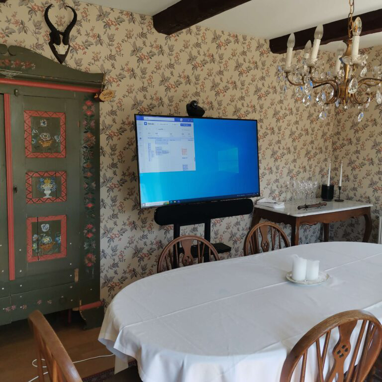 B2B-billede-2-768x1024